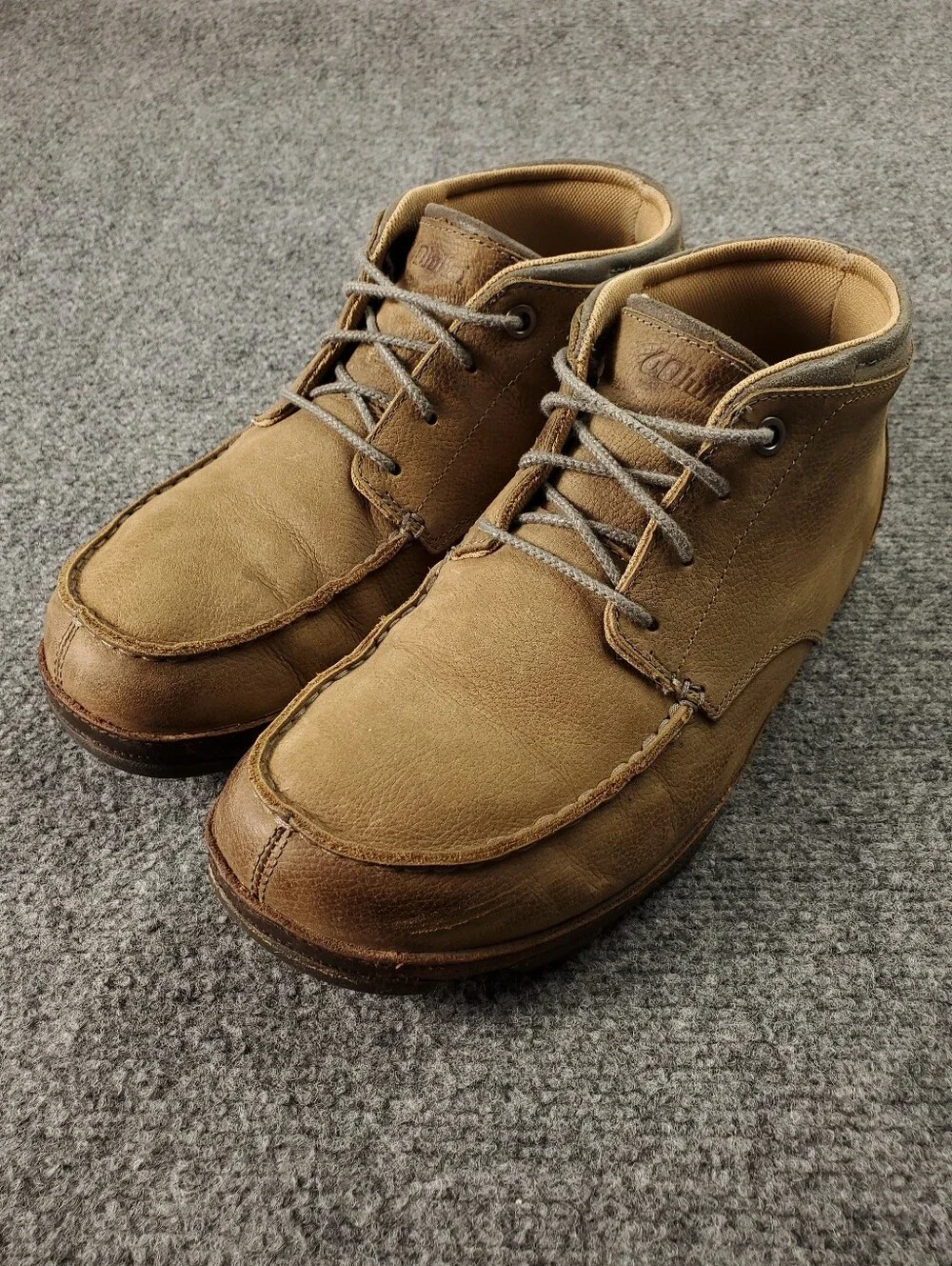OluKai Hamakua Chukka Ankle Boots Mens 11 Lace Up Brown Pebbled Leather Moc Toe